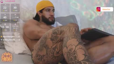 Snapshot of osher_cox chatting on 8, 3, 2026 osher_cox online show from 8, 3, 2026