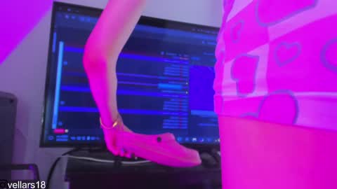 Snapshot of osiris_doll chatting on 4, 5, 2026 vella online show from 4, 5, 2026