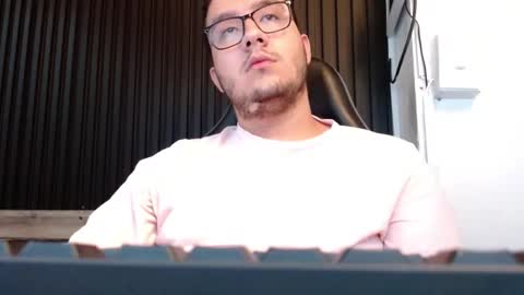 Snapshot of osomalicioso chatting on 27, 9, 2025 juan online show from 27, 9, 2025