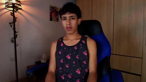 Snapshot of ostin_18hot chatting on 27, 2, 2025 ostin 18hot online show from 27, 2, 2025