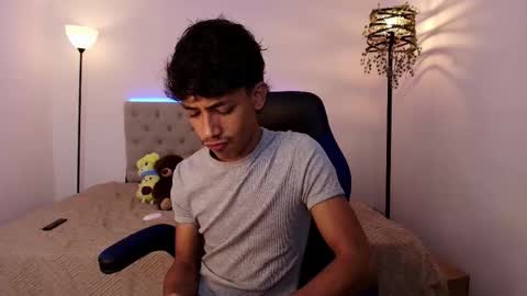 Snapshot of ostin_18hot chatting on 11, 10, 2025 ostin 18hot online show from 11, 10, 2025