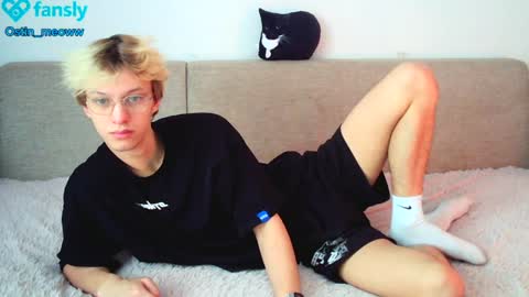 Ostin online show from 8, 2, 2025