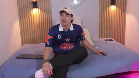 Snapshot of otto_andrew chatting on 19, 3, 2026 Otto Andrew online show from 19, 3, 2026