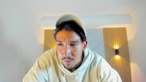 Otto Andrew online show from 7, 5, 2026