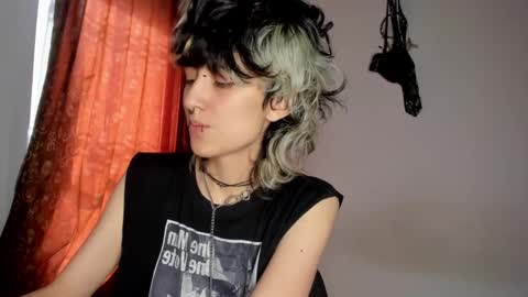 Otto 3 online show from 5, 2, 2025