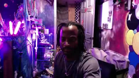 Snapshot of outkast8033 chatting on 23, 5, 2026 Dude online show from 23, 5, 2026