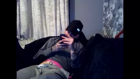 Owen kayz online show from 27, 2, 2025