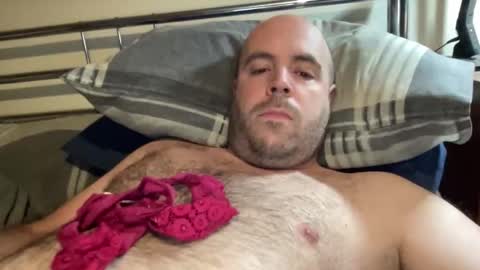 Snapshot of owenfn2 chatting on 24, 11, 2025 Owen2022 online show from 24, 11, 2025