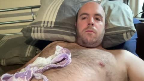 Owen2022 online show from 21, 4, 2026
