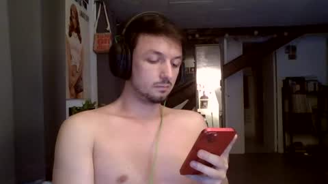 Snapshot of owlboy_fr chatting on 7, 8, 2026 Flix online show from 7, 8, 2026