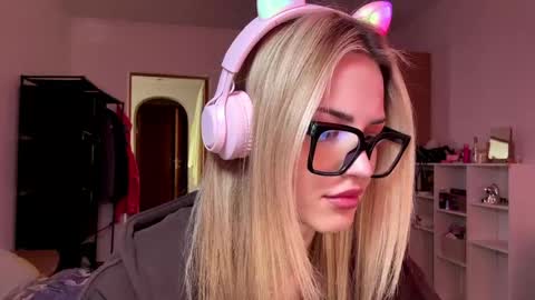 Eva online show from 22, 3, 2026