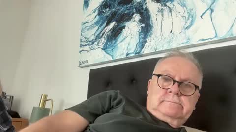 Snapshot of ozhairybearxxxx chatting on 19, 2, 2026 ozhairybearxxxx online show from 19, 2, 2026