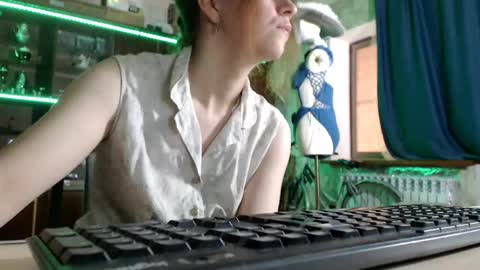 Ella online show from 2, 5, 2026
