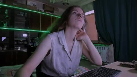 Ella online show from 21, 7, 2026