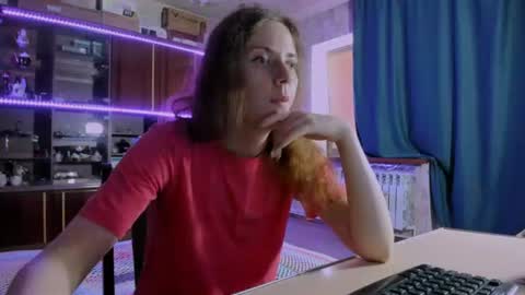 Ella online show from 28, 7, 2026