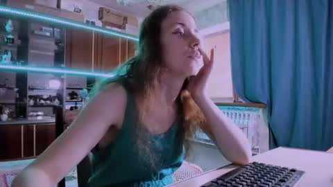 Ella online show from 30, 7, 2026
