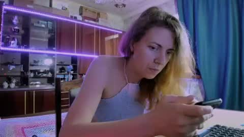 Ella online show from 3, 8, 2026
