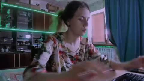 Ella online show from 6, 8, 2026