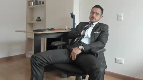 Snapshot of pablo_rincon95 chatting on 3, 2, 2025 pablo rincon95 online show from 3, 2, 2025