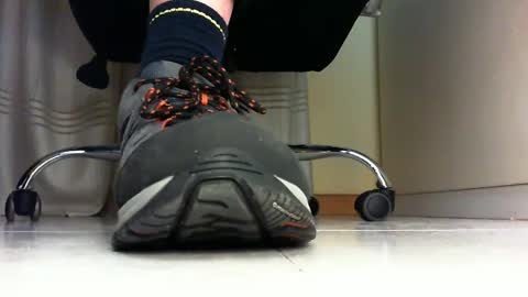 Snapshot of pablomenesssl chatting on 24, 2, 2025 Pablo Meness online show from 24, 2, 2025