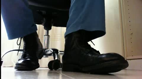 Snapshot of pablomenesssl chatting on 9, 3, 2025 Pablo Meness online show from 9, 3, 2025