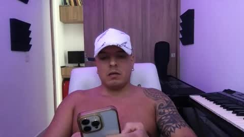 paisaexotico online show from 6, 10, 2025