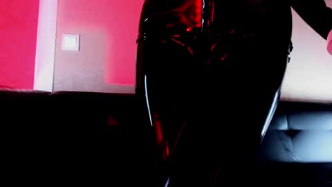 palmer_haze online show from 26, 2, 2025