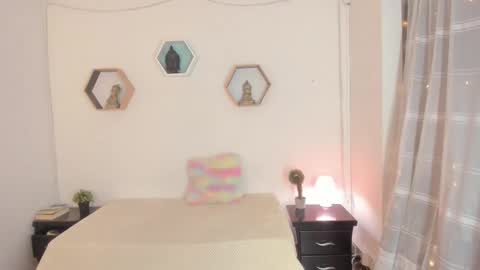 Paloma  online show from 15, 2, 2025