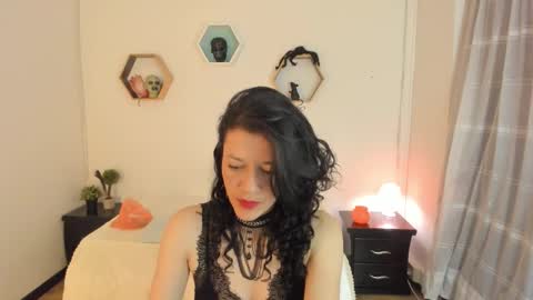 Paloma  online show from 16, 10, 2025