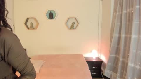 Paloma  online show from 23, 11, 2025