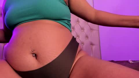 Snapshot of pamela_rut__ chatting on 5, 11, 2025 Pamela online show from 5, 11, 2025