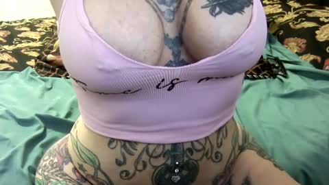 Snapshot of pamelagunns chatting on 27, 6, 2026 PAMELA GUNNS online show from 27, 6, 2026
