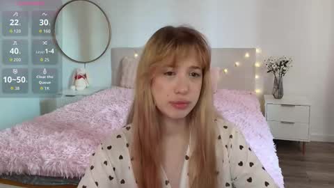 Lina online show from 6, 3, 2026