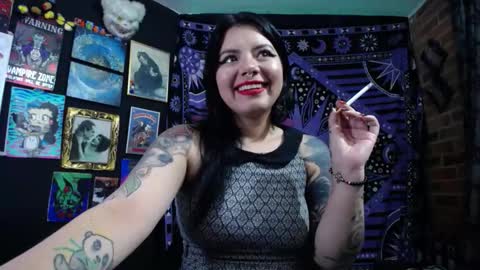 Snapshot of pandoragoddess chatting on 5, 10, 2025       online show from 5, 10, 2025