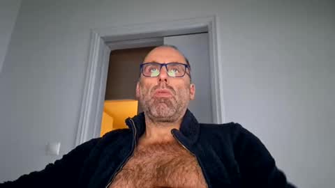 pansak1973 online show from 14, 1, 2025