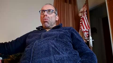 pansak1973 online show from 30, 1, 2025