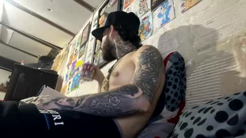 Snapshot of panthers_room chatting on 25, 2, 2025 panthers_room online show from 25, 2, 2025