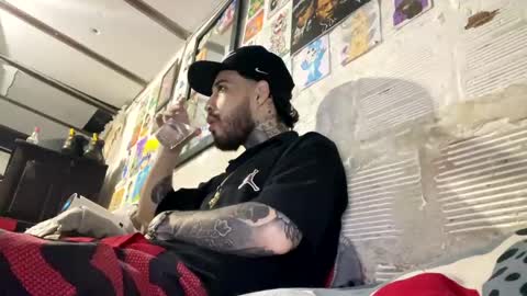 Snapshot of panthers_room chatting on 4, 3, 2025 panthers_room online show from 4, 3, 2025