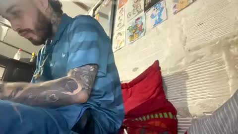 Snapshot of panthers_room chatting on 8, 3, 2025 panthers_room online show from 8, 3, 2025