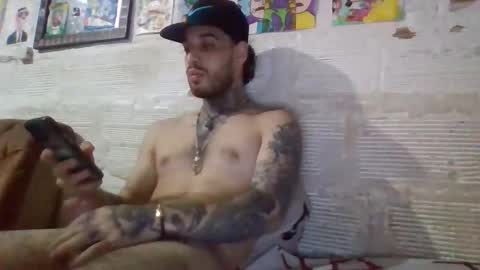 Snapshot of panthers_room chatting on 25, 11, 2025 panthers_room online show from 25, 11, 2025