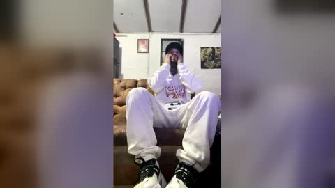 Snapshot of panthers_room chatting on 17, 2, 2026 panthers_room online show from 17, 2, 2026