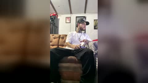 Snapshot of panthers_room chatting on 21, 3, 2026 panthers_room online show from 21, 3, 2026