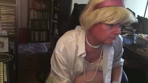 Snapshot of pantyvloletlace chatting on 6, 1, 2026 Pantyvioletlace online show from 6, 1, 2026