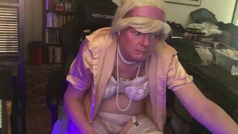 Snapshot of pantyvloletlace chatting on 15, 3, 2026 Pantyvioletlace online show from 15, 3, 2026