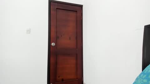 paoguerrax354 online show from 24, 2, 2025