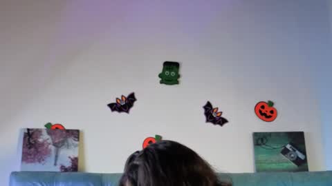 Paola Lyon online show from 18, 11, 2025