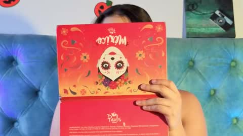 Paola Lyon online show from 2, 12, 2025