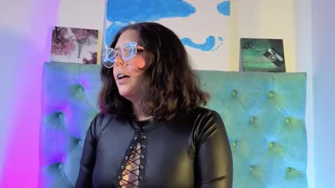 Paola Lyon online show from 15, 1, 2026