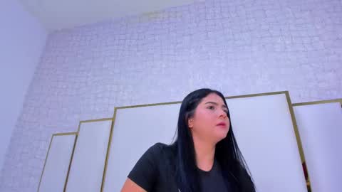 Snapshot of paolaa_rodriguez chatting on 9, 9, 2025 Paola online show from 9, 9, 2025