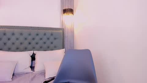    online show from 19, 2, 2025